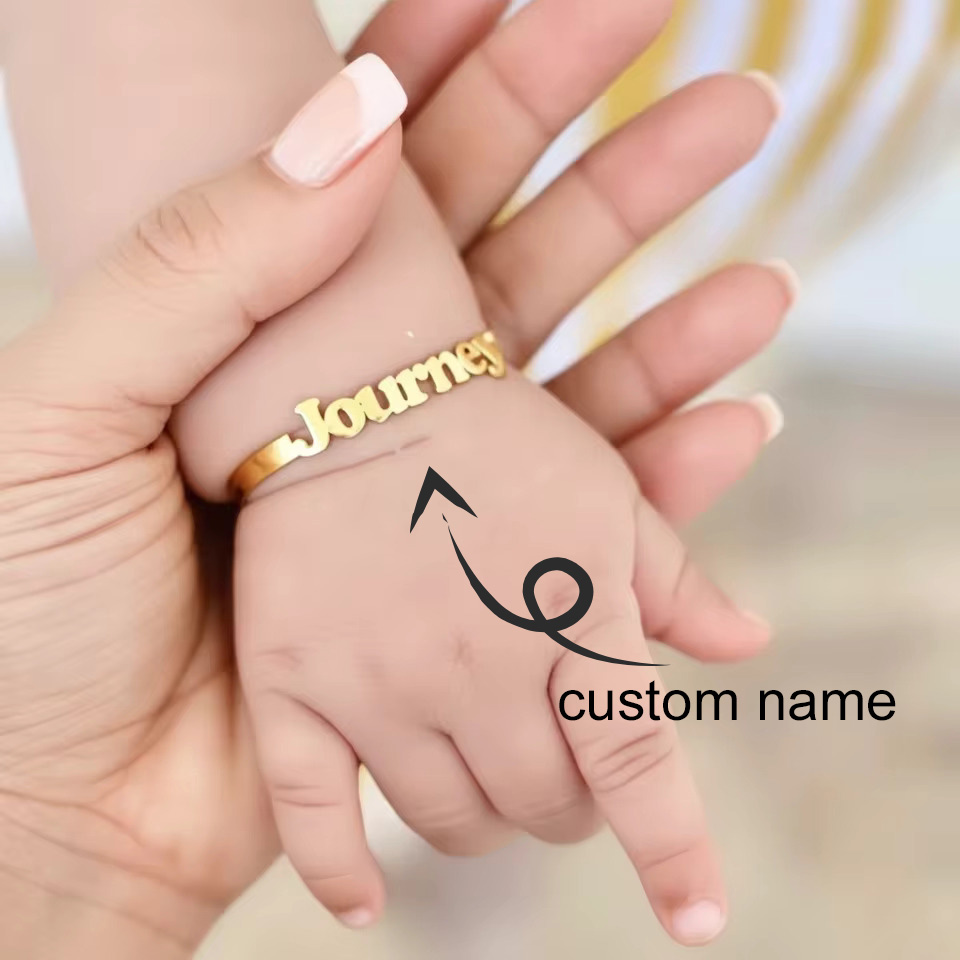 Braccialetto con nome personal - Cuff Bangle Bracelet recensione e prezzo
