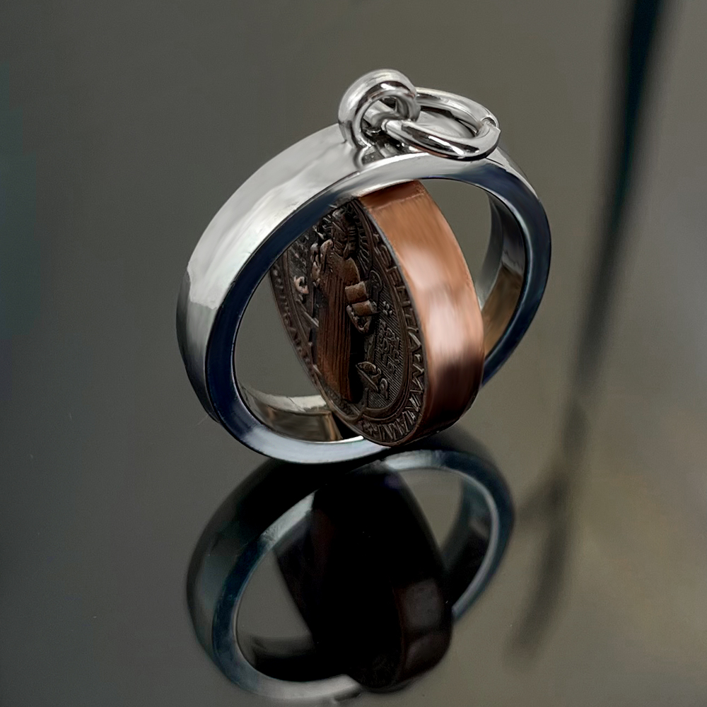 Nuova Collana con Medaglia di  - Jewelry & Watches Sp Z Oo Opinie recensione e prezzo