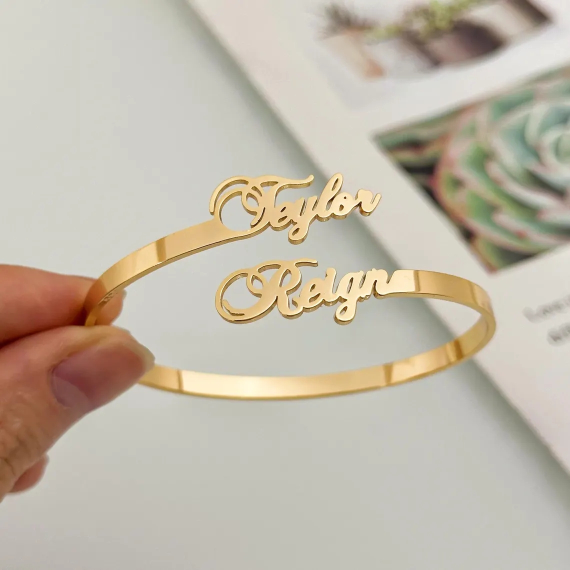 Bracciale con nome personalizz - Cuff Bangle Bracelet recensione e prezzo