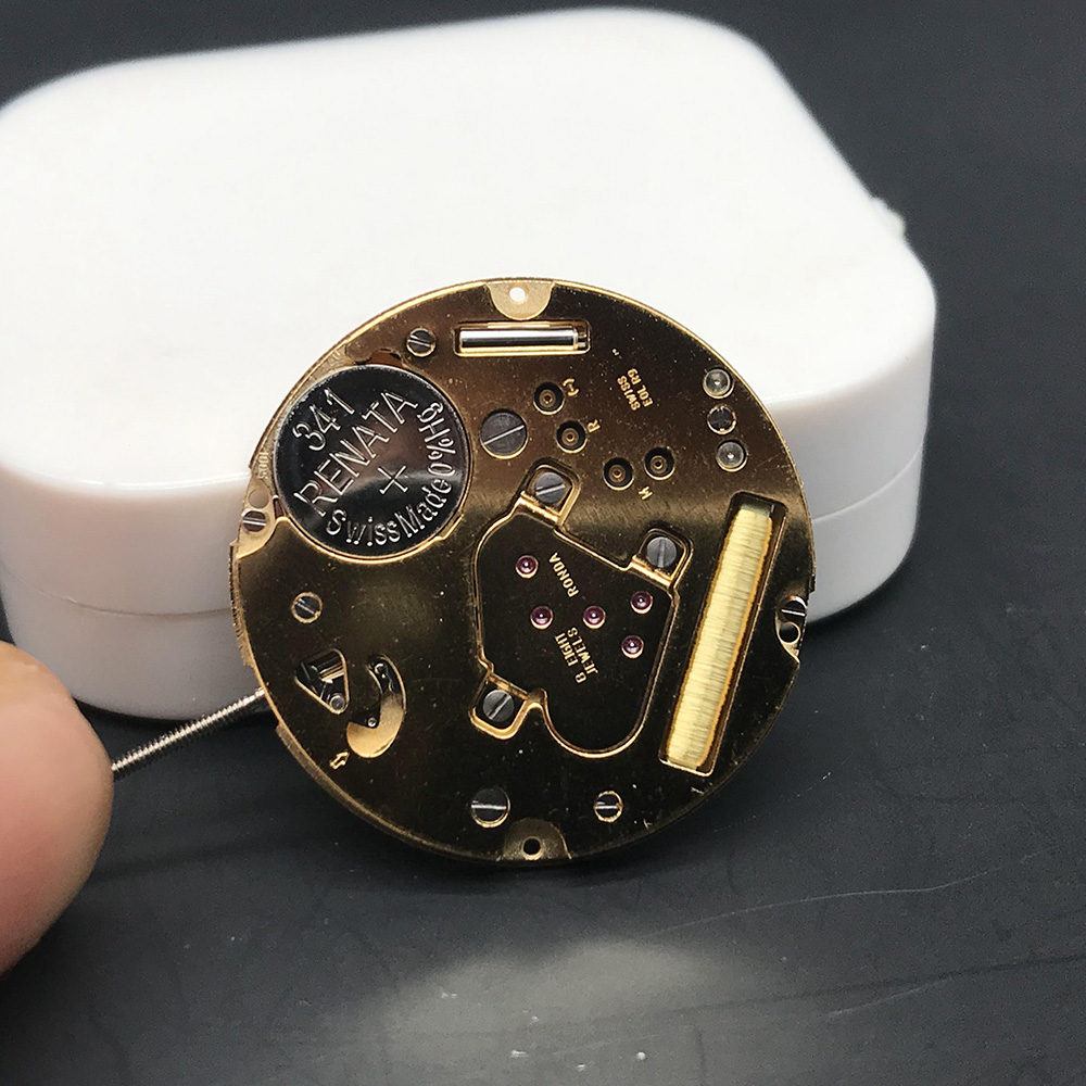 Ronda 1005 Movimento dell'orol - Jewels In Quartz Watches recensione e prezzo